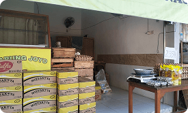 Toko Tampak Samping